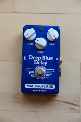 Mad Professor Deep Blue Delay.jpg