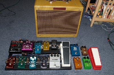 Pedal Board 5-10.jpg